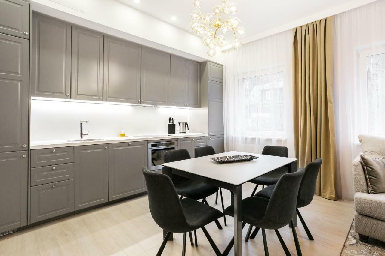 Luxury For Everyone - Hills Park Lux Apartments 3 VNO Exteriör bild