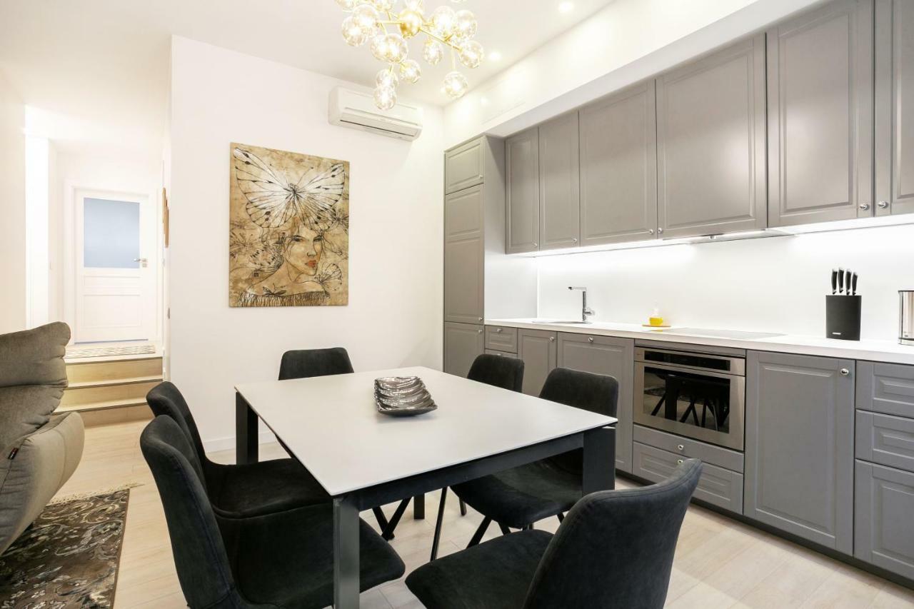 Luxury For Everyone - Hills Park Lux Apartments 3 VNO Exteriör bild