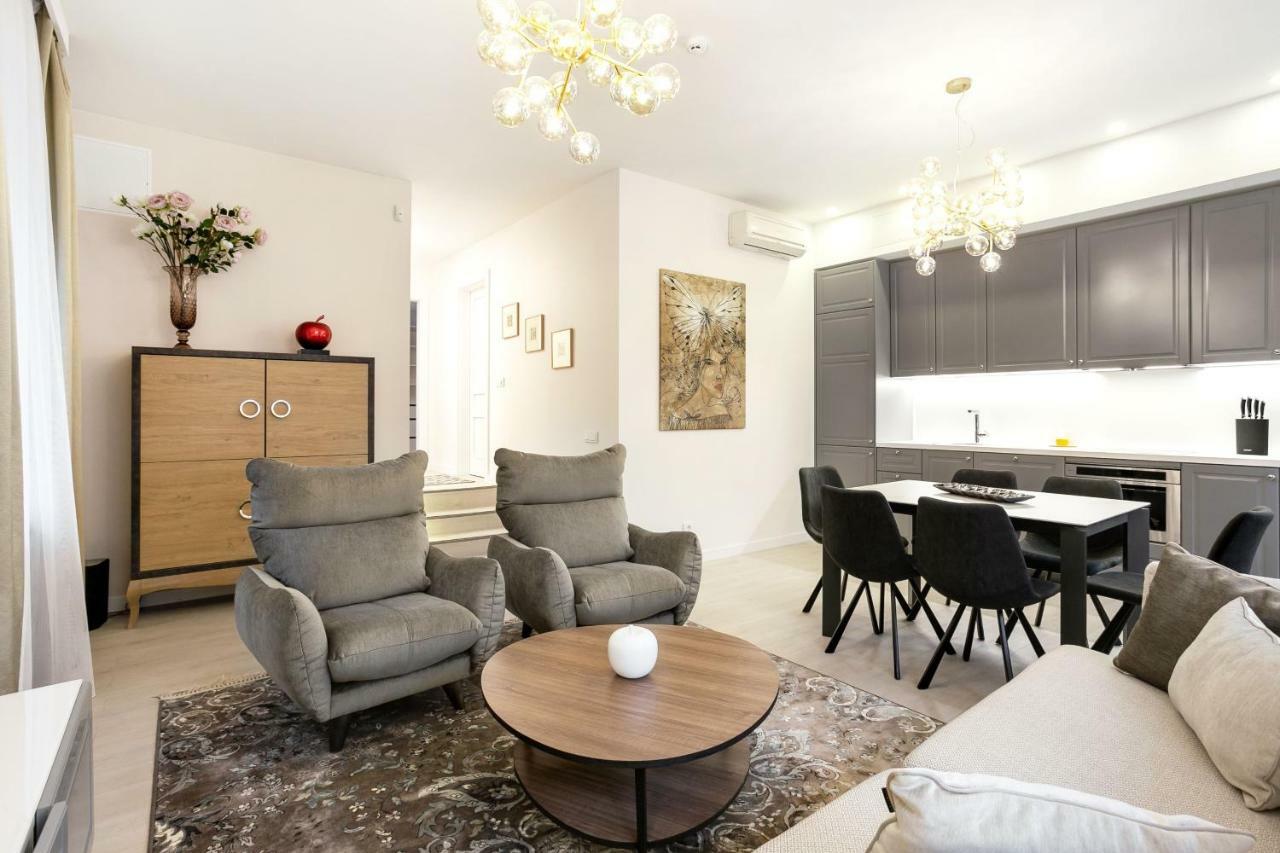 Luxury For Everyone - Hills Park Lux Apartments 3 VNO Exteriör bild