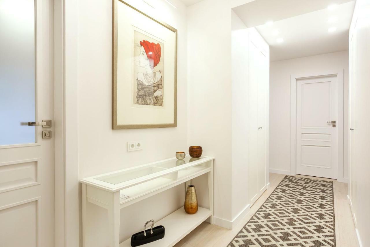 Luxury For Everyone - Hills Park Lux Apartments 3 VNO Exteriör bild