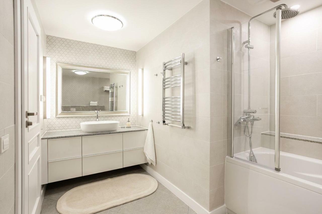 Luxury For Everyone - Hills Park Lux Apartments 3 VNO Exteriör bild